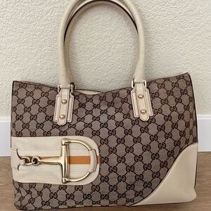 GUCCI White Canvas Sherryline Horse-bit Handbag